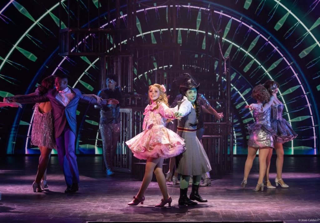 imagem colorida wicked