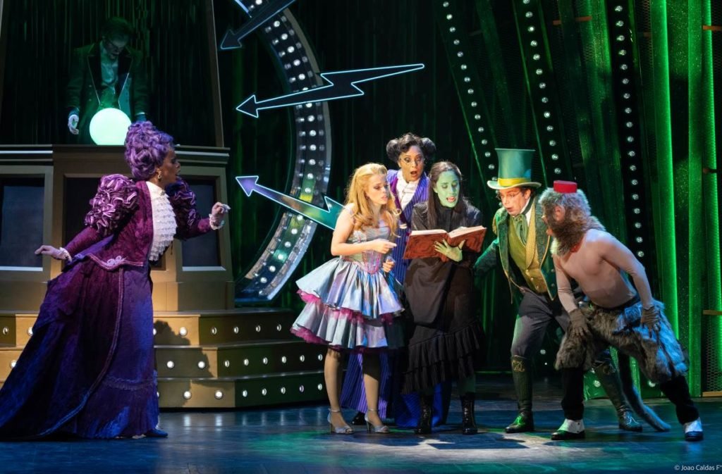 imagem colorida wicked