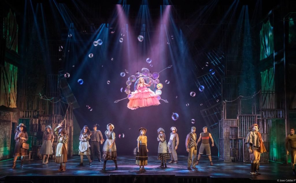 imagem colorida Wicked