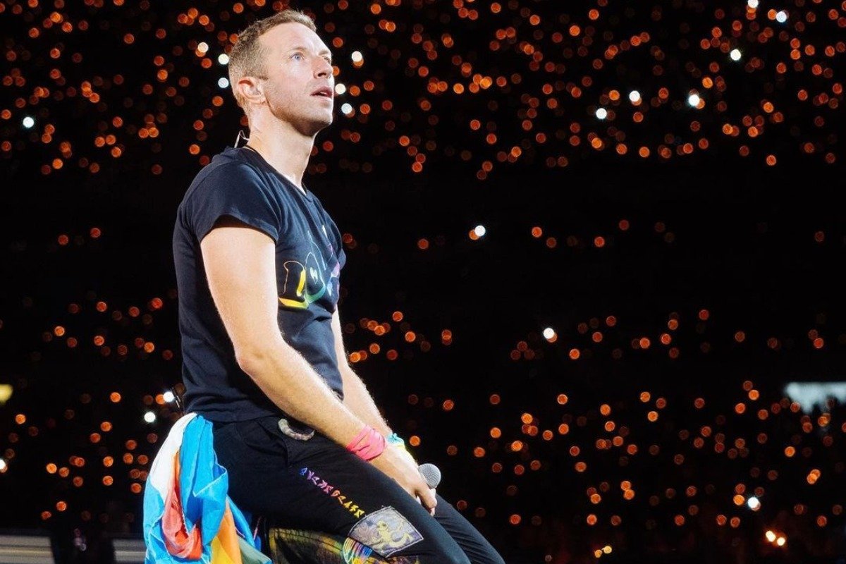 Foto de um show da banda Coldplay - Metrópoles