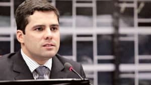 Jurista Manoel Carlosde Almeida Neto 