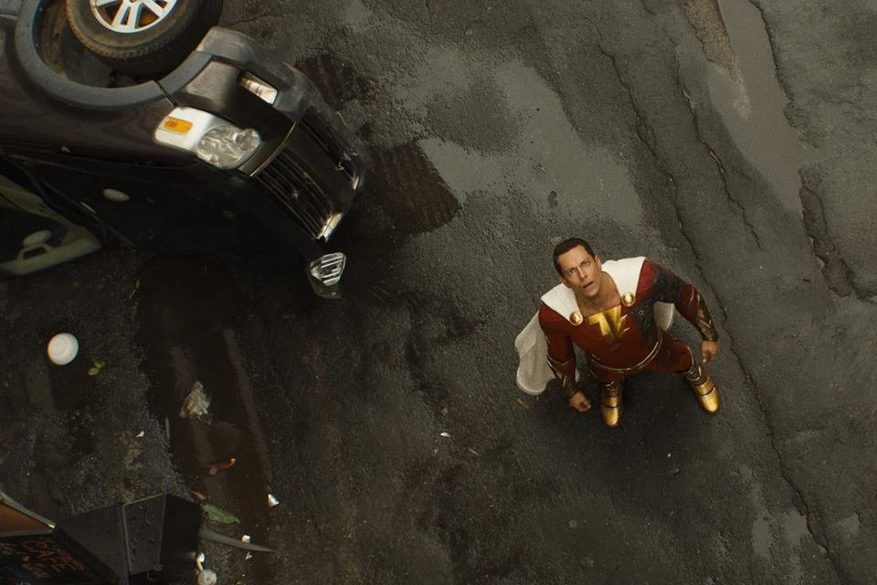 Cena de Shazam! Fúria dos Deuses