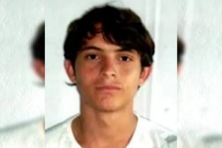 Imagem colorida mostra Eduardo da Silva Noronha é suspeito de sequestrar menina de 12 anos no Rio de Janeiro - Metrópoles