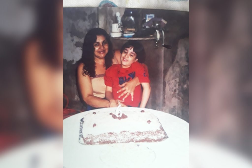 goias menino deficiente abandonado pela mae