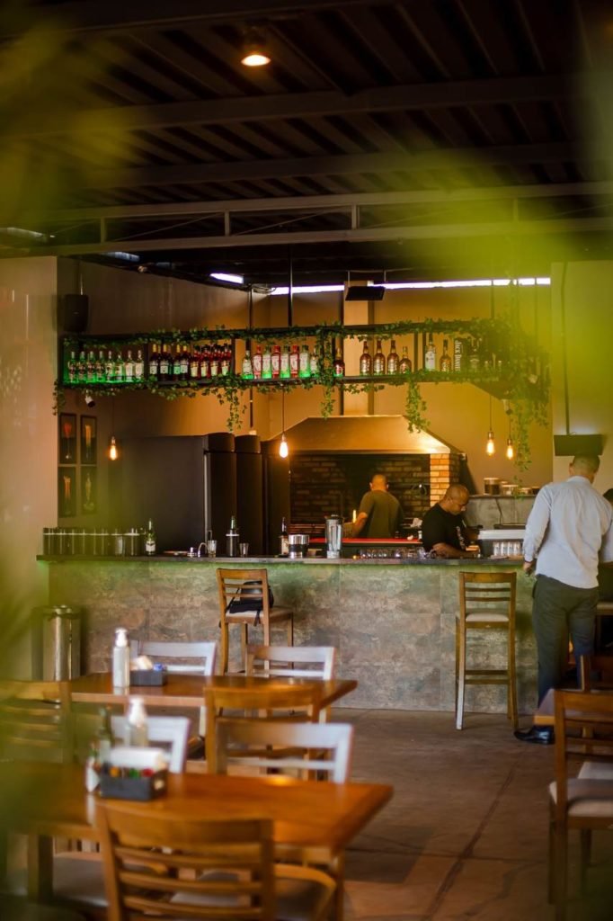 Na foto, o ambiente interno do bar Quarta na 15 - Metrópoles