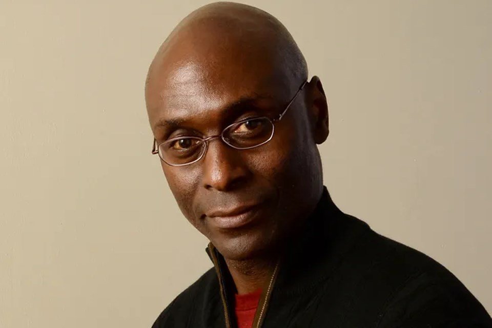 Morre o ator Lance Reddick, de Johh Wick, aos 60 anos