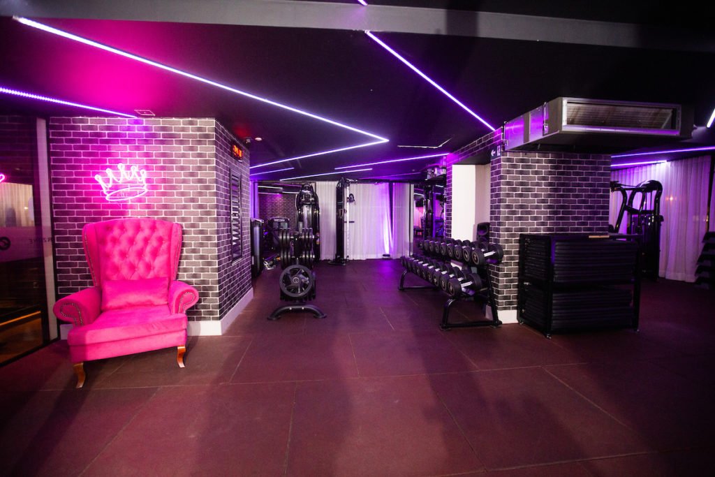 Em coquetel, academia O2 Fitness inaugura espaço dedicado às mulheres