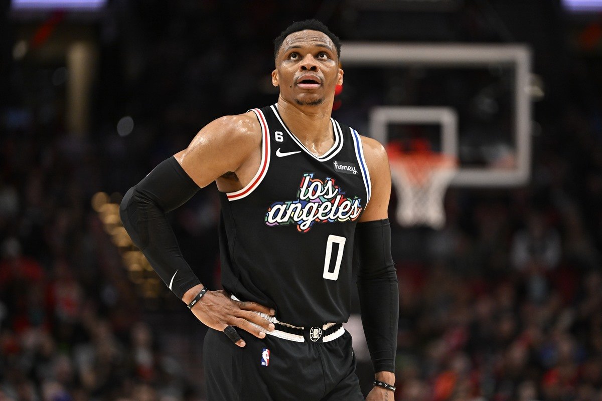 NBA adia jogo entre Lakers e Clippers - Folha PE