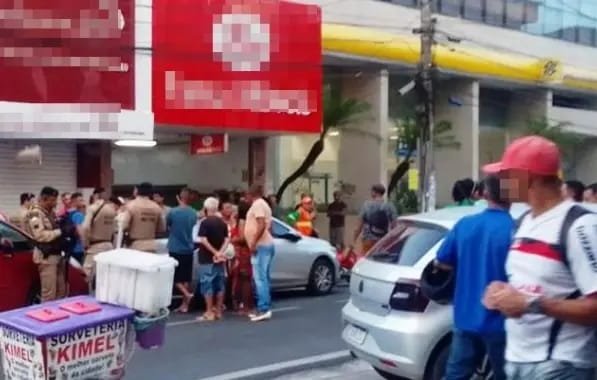 Pedestre é baleado após agredir policial a golpes de pá na Bahia