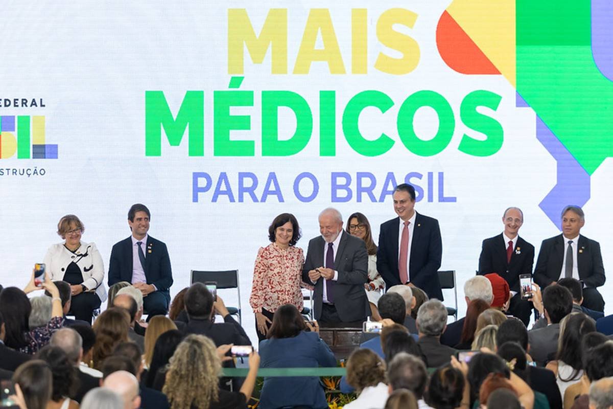Próximo do bolsonarismo, CFM oferece emendas contra o Mais Médicos |  Metrópoles