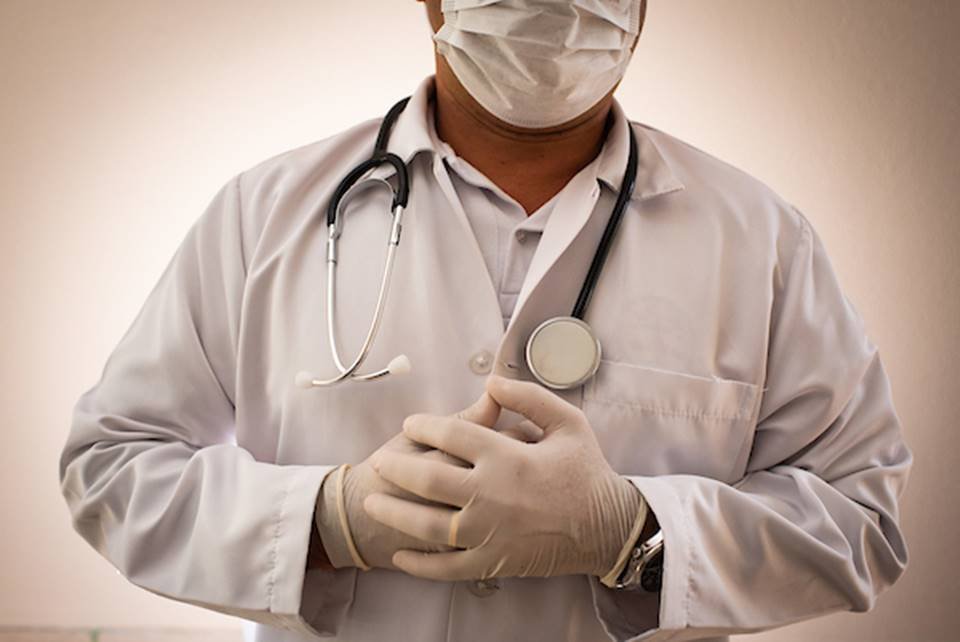 Com reajuste de 18%, veja como ficarão os salários de enfermeiros, médicos  e técnicos do DF | Metrópoles