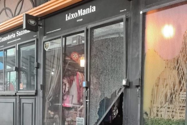 Fachada da loja Lixomania quebrada - Metrópoles
