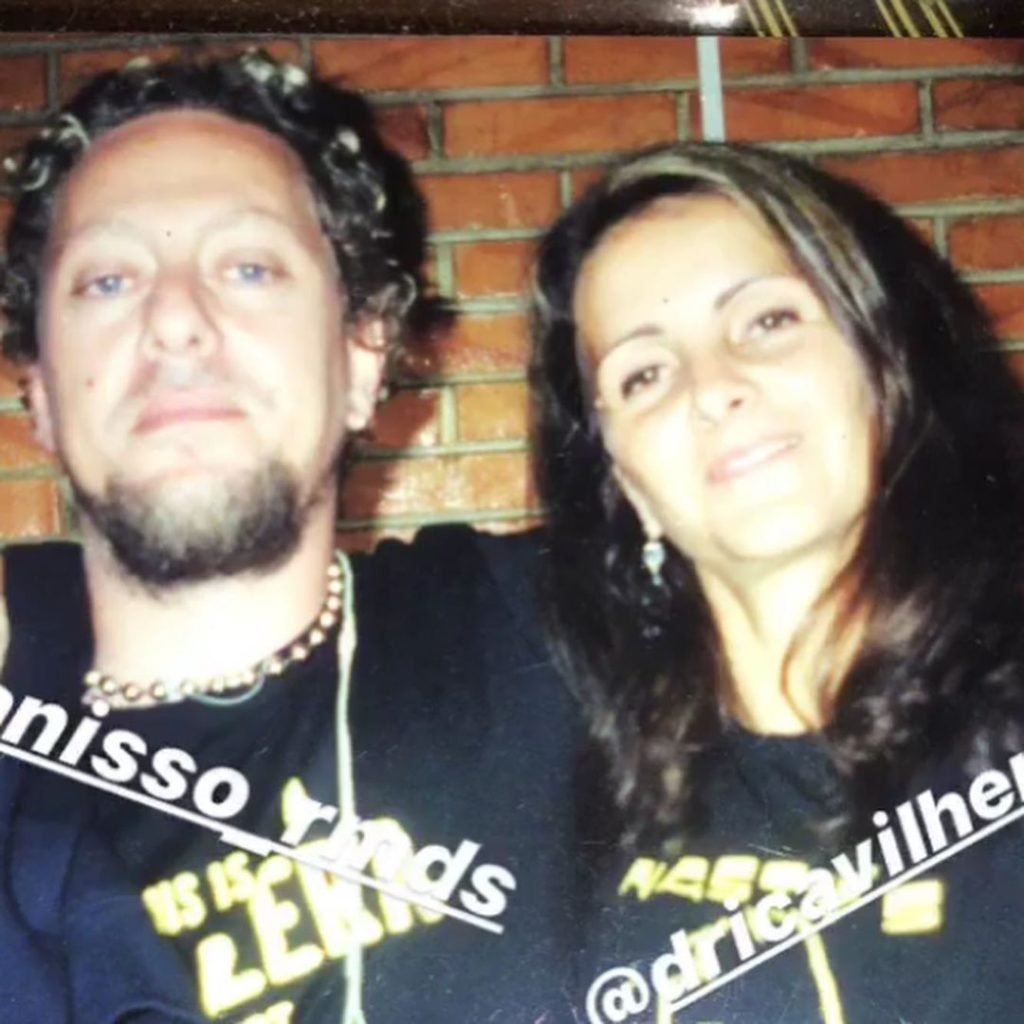 Foto colorida de Canisso e Adriana, sua esposa - Metrópoles