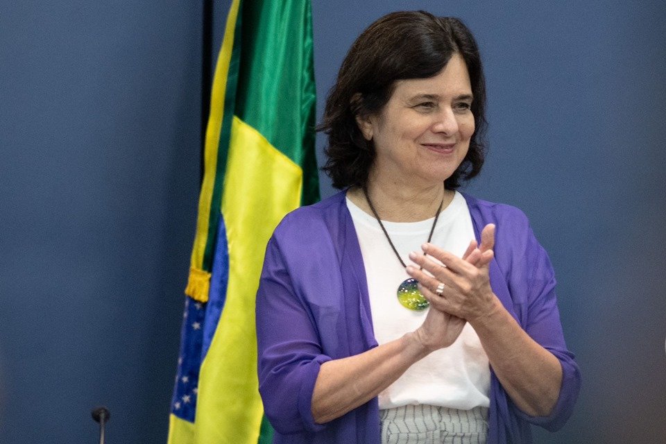 Imagem colorida mostra Nísia Trindade, ministra da Saúde - Metrópoles