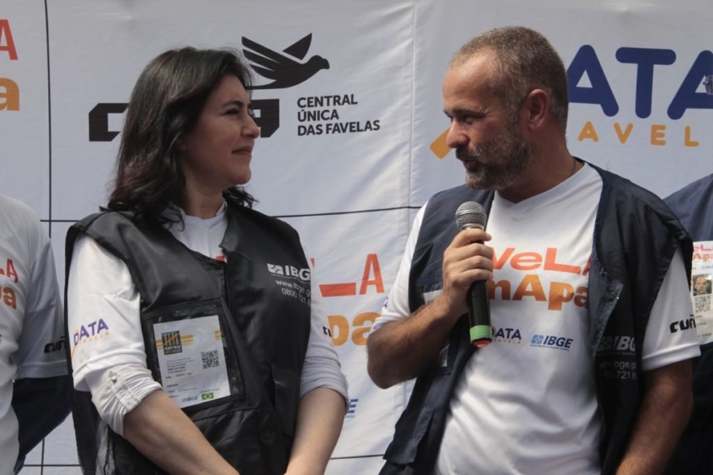 Simone Tebet participa de ação do IBGE em favela de SP para o Censo 2022