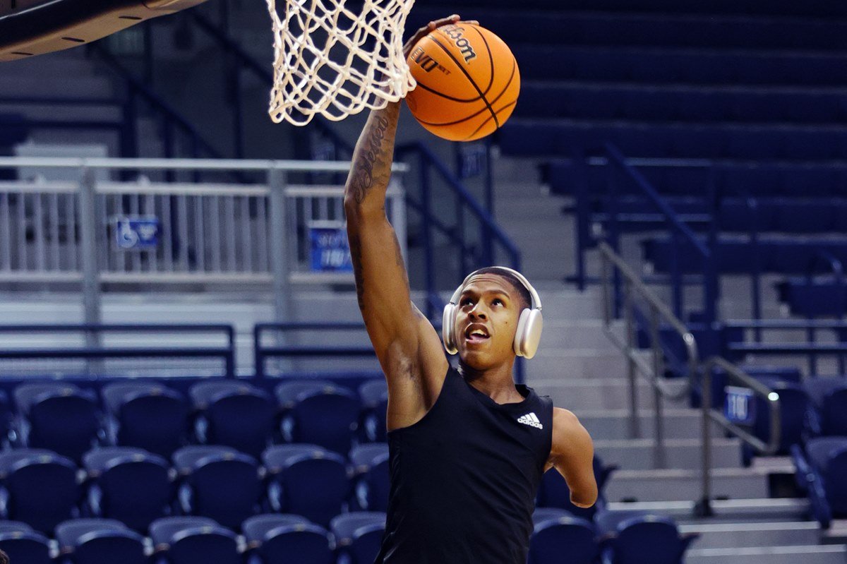 Conheça Hansel Enmanuel, jogador de basquete que tem apenas um braço