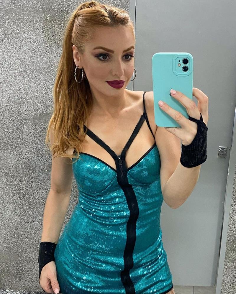 Foto colorida de Larissa Parison,ex-bailarina do Faustão - Metrópoles