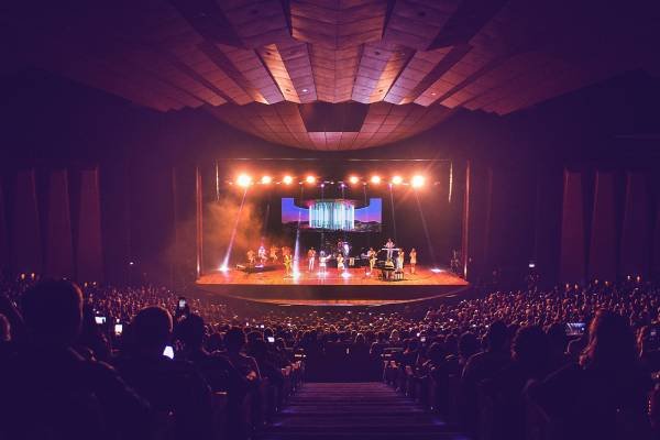 Apresentação do ABBA The Show em Curitiba-Metrópoles