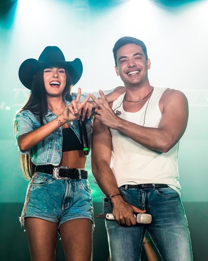 Imagem colorida de Ana Castela e Wesley Safadão - Metrópoles