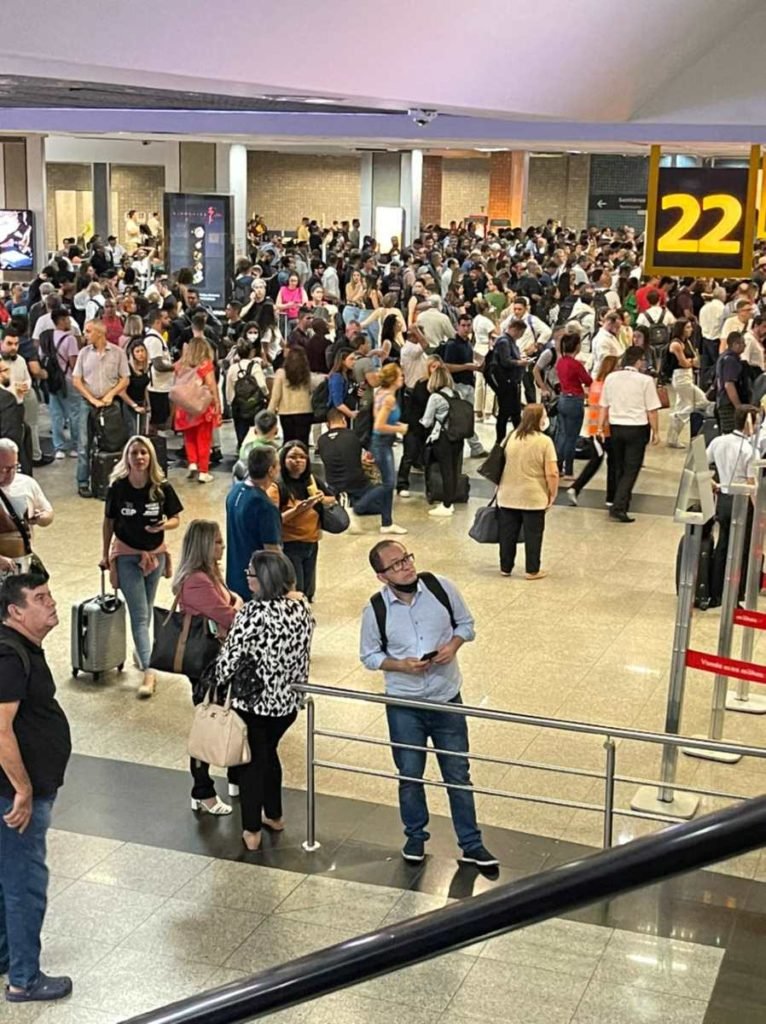 Passageiros relatam muito voos atrasados no Aeroporto de Congonhas