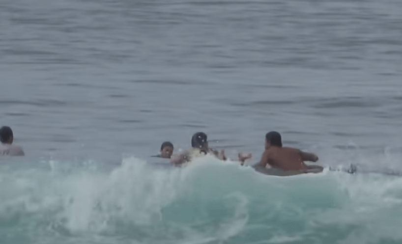 Socorristas da Frota do Pacífico atuam no batiscafo AS-30 (VÍDEO