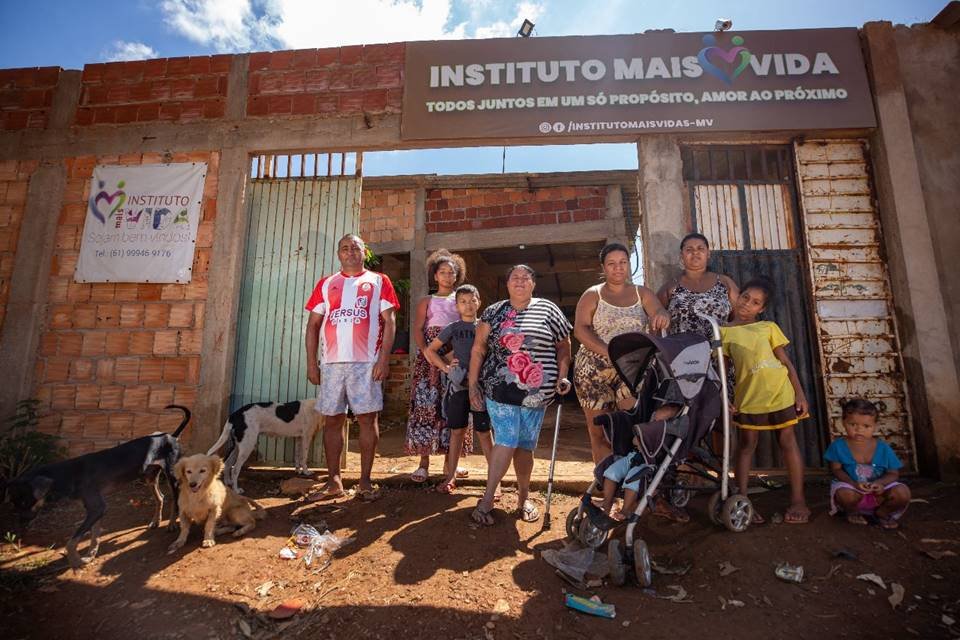Sandra Ribeiro Bento e assistidos pelo Instituto Mais Vidas