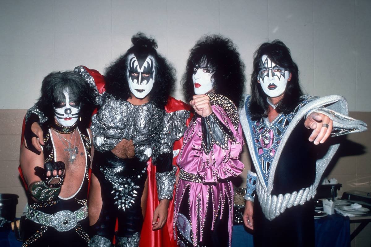 Kiss: veja a trajetória do quarteto que redirecionou a moda com