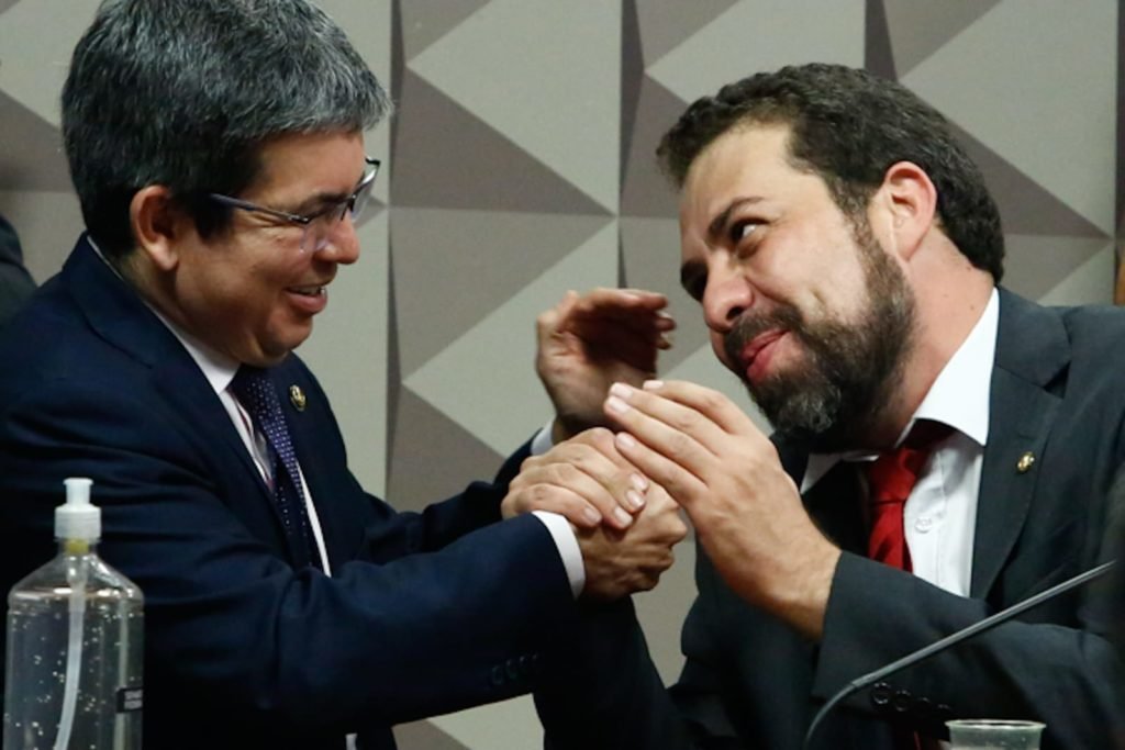 Senador Randolfe Rodrigues (Rede-AP), líder do governo no Congresso Nacional e deputado Guilherne Boulos (PSol-SP) - Metrópoles