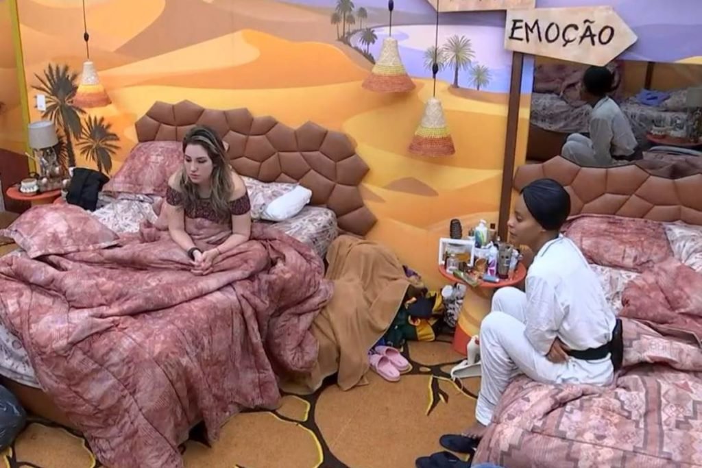 Bbb23 Enquete Aponta Quem Sai Entre Amanda Domitila E Larissa