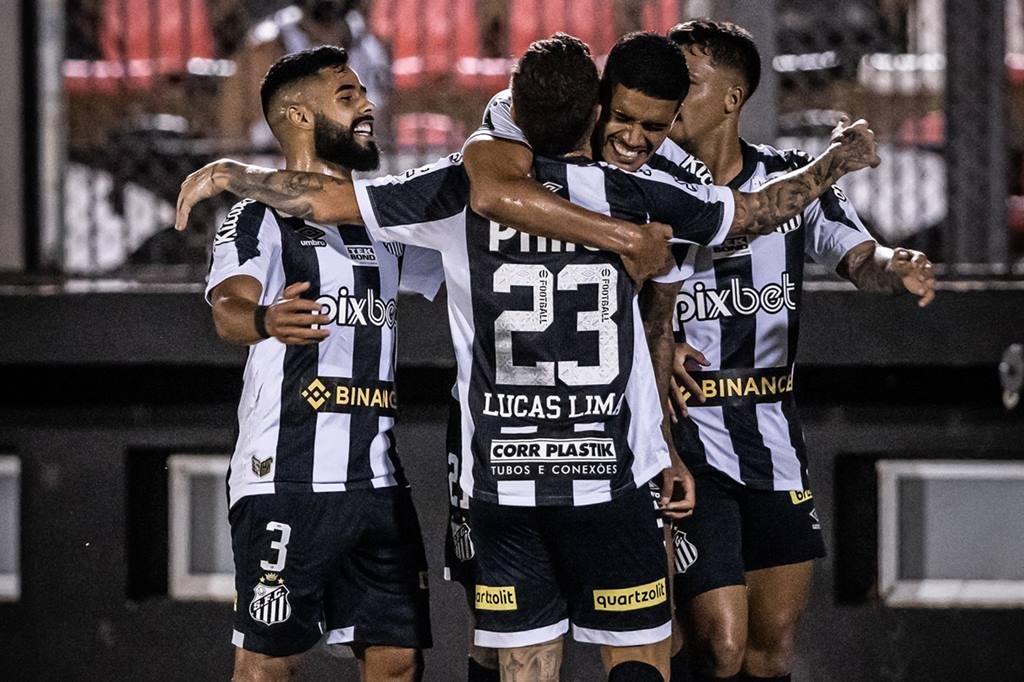 Santos voltará a ter torcida na Vila Belmiro no jogo contra o Grêmio -  Santos Futebol Clube