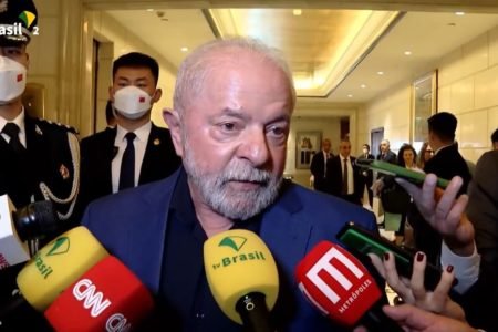 Lula dá entrevista na China