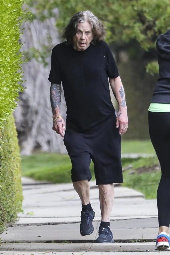 Após tumor, Ozzy Osbourne diz ter “no máximo 10 anos de vida” Metrópoles