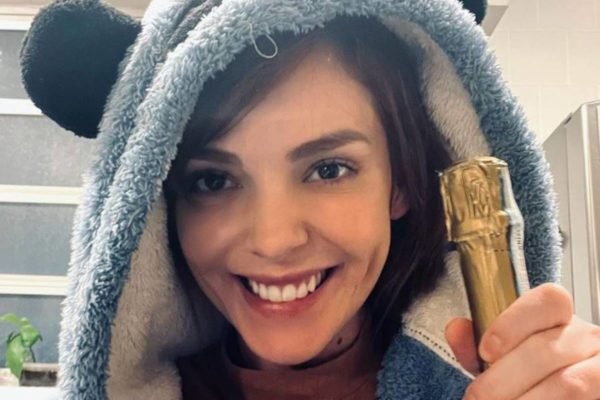 Titi M&uuml;ller vibra com decis&atilde;o judicial: &ldquo;Caiu a liminar da morda&ccedil;a&rdquo; |  Metr&oacute;poles