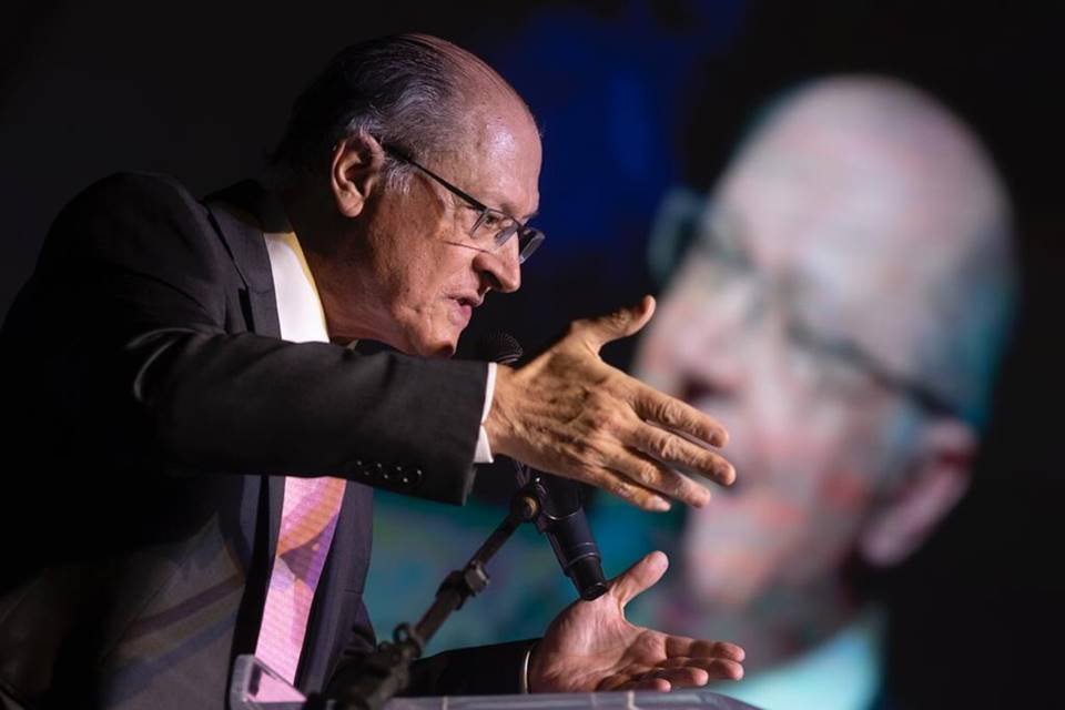 Imagem colorida do vice-presidente da República, Geraldo Alckmin