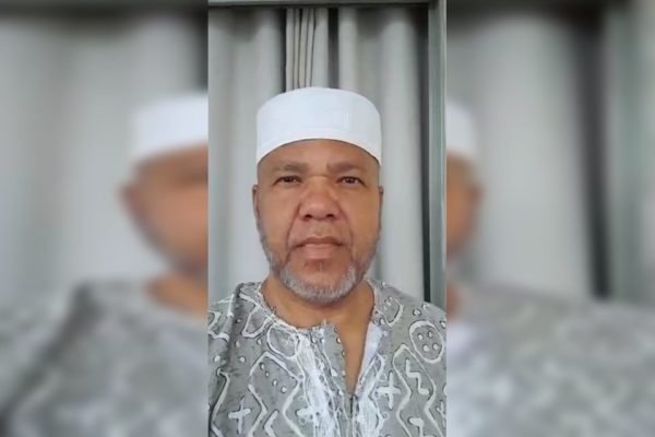 Vereador do RJ entra com representação contra auditor da CGU por racismo religioso