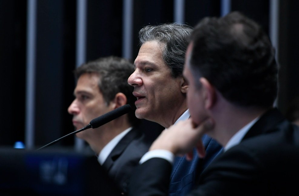 Haddad indica que governo Lula não vai discutir volta da CPMF