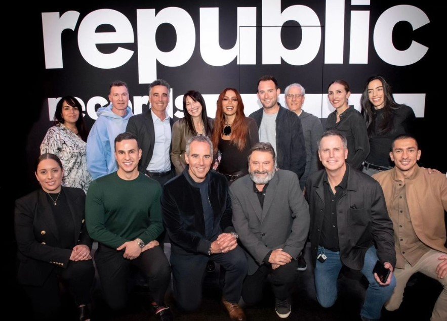 Anitta e Republic Record