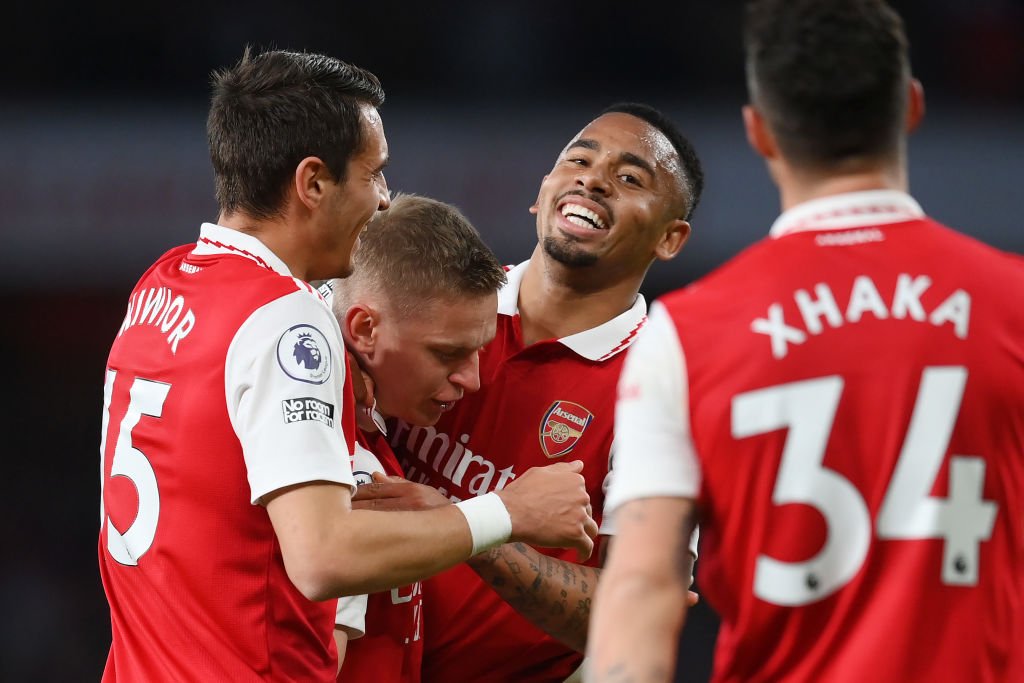 Arsenal assume a liderança do Campeonato Inglês após derrotar o