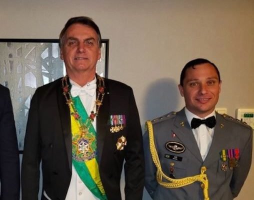 Exército Jair Bolsonaro e Mauro Cid