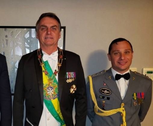 Exército Jair Bolsonaro e Mauro Cid