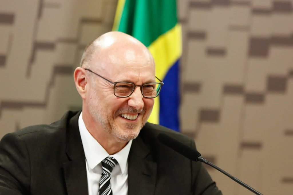 ChefeLuiz Fernando Corrêa - indicado de Lula à Abin - é sabatinado pelo Senado - Metrópoles