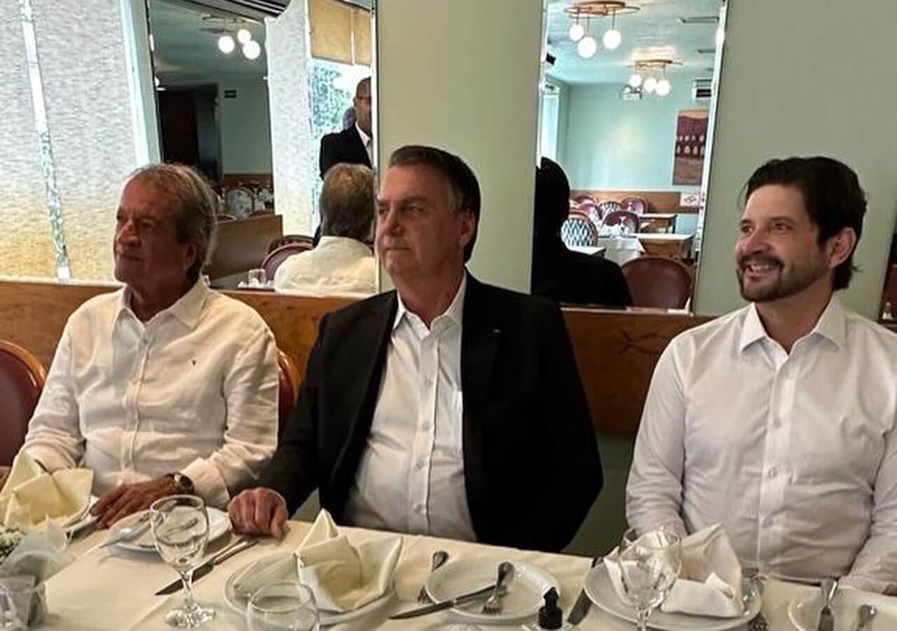 Jair Bolsonar valdemar costa neto e André do Prado em SP / Metrópoles