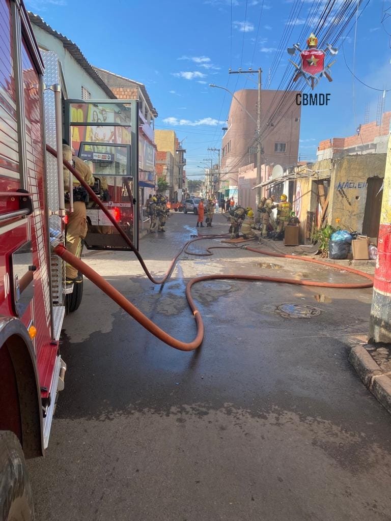 Incêndio em residência no DF