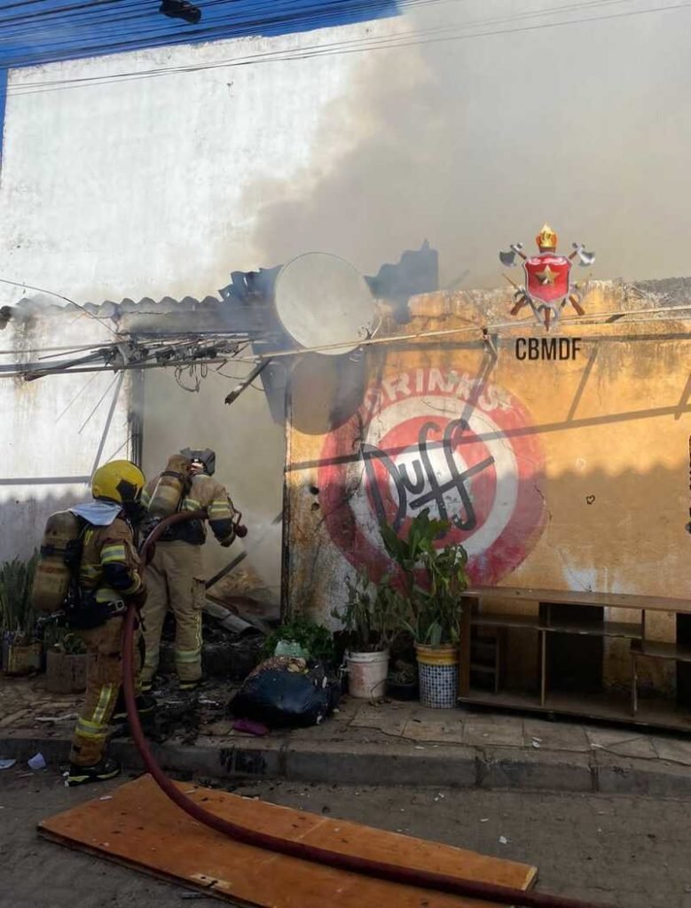 Incêndio em residência no DF