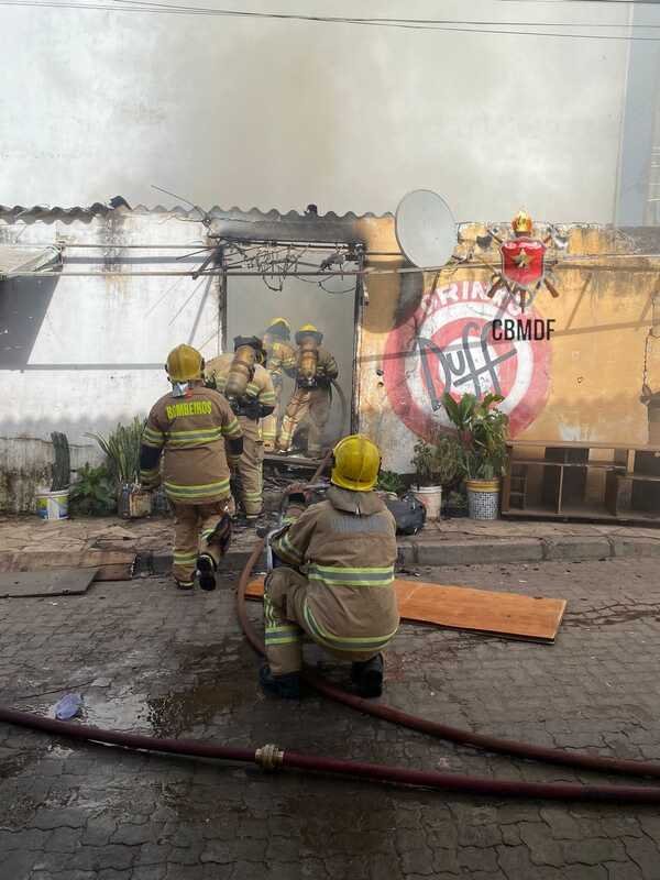 Incêndio em residência no DF