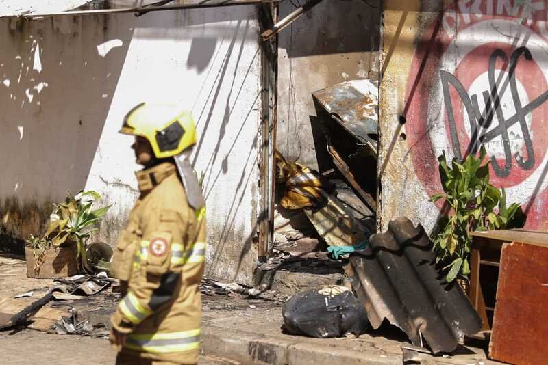 Casa incendiada DF