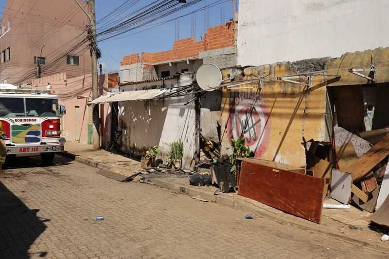 Casa incendiada DF
