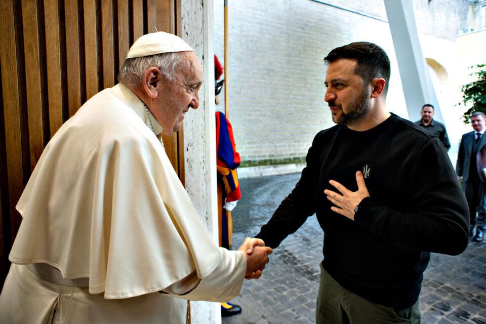 papa Francisco e Zelensky