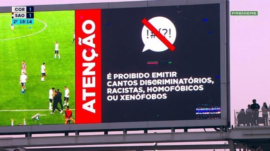 Corinthians jogará de portões fechados após cantos homofóbicos