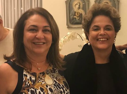 A ex-senadora e ex-ministra Kátia Abreu com a ex-presidente Dilma Rousseff